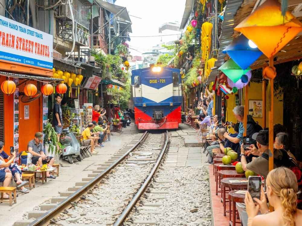 Train Street, Hanoi